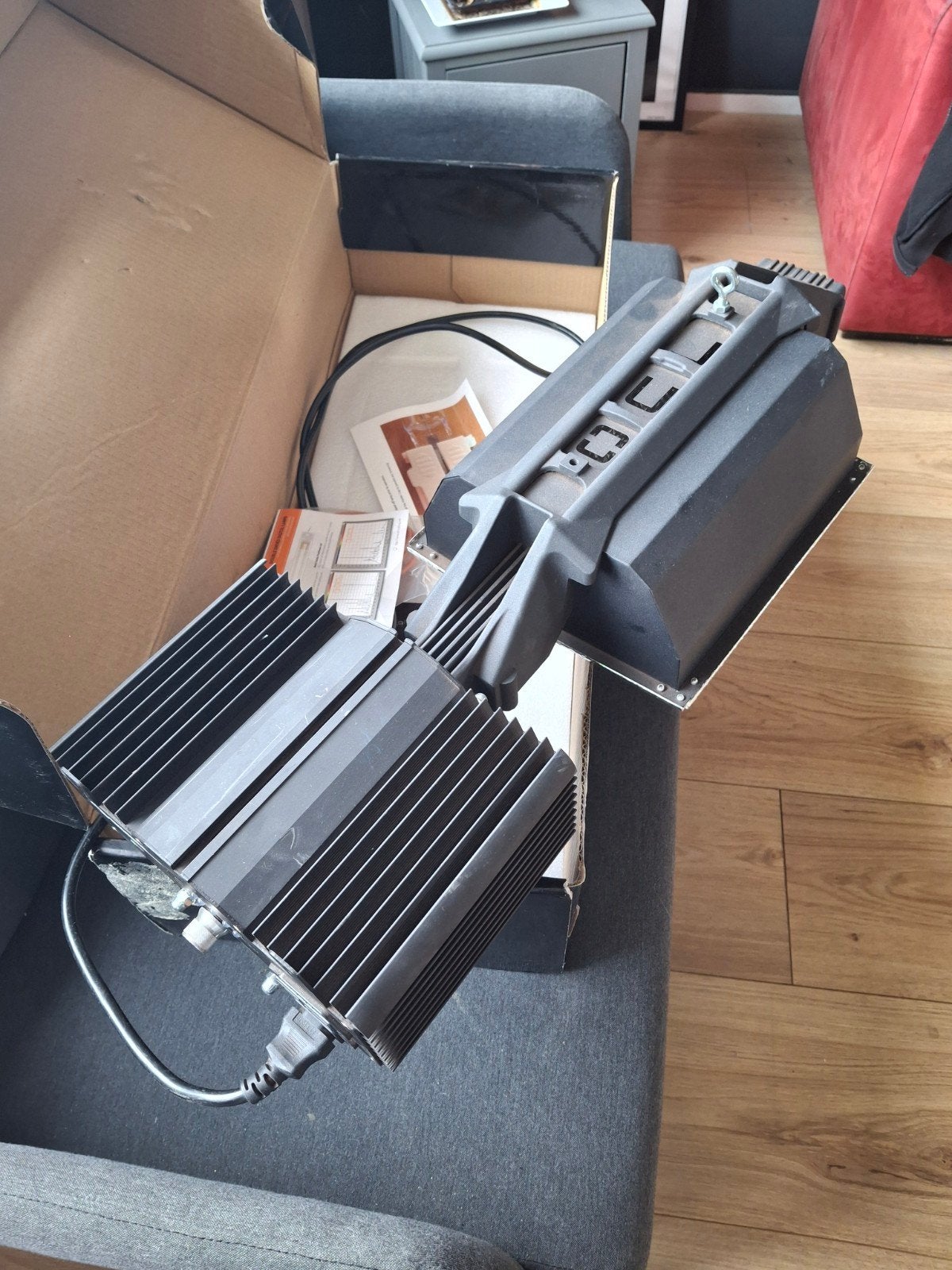 Kweek lamp, Ophalen, Zo goed als nieuw, Kweeklamp