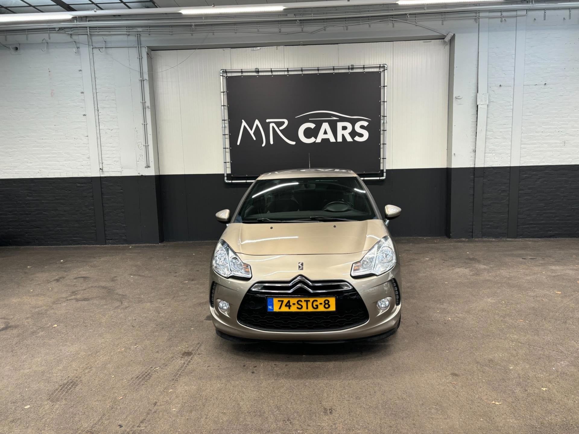 Citroen DS3 1.4 Chic airco/cruise, Auto's, Voorwielaandrijving, Euro 5, Stof, Beige