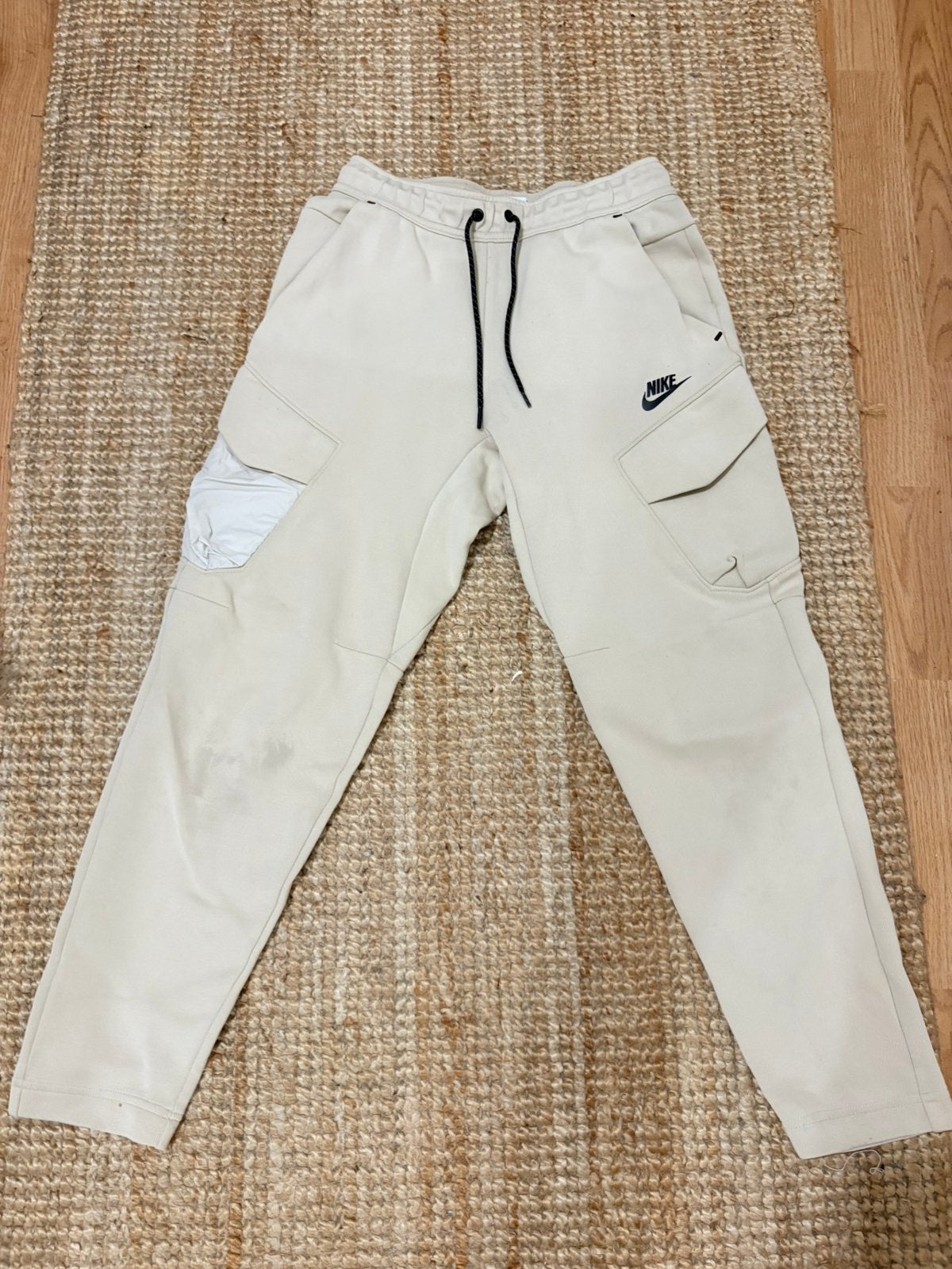 Nike tech broek, Ophalen of Verzenden, Zo goed als nieuw, Maat 46 (S) of kleiner, Grijs