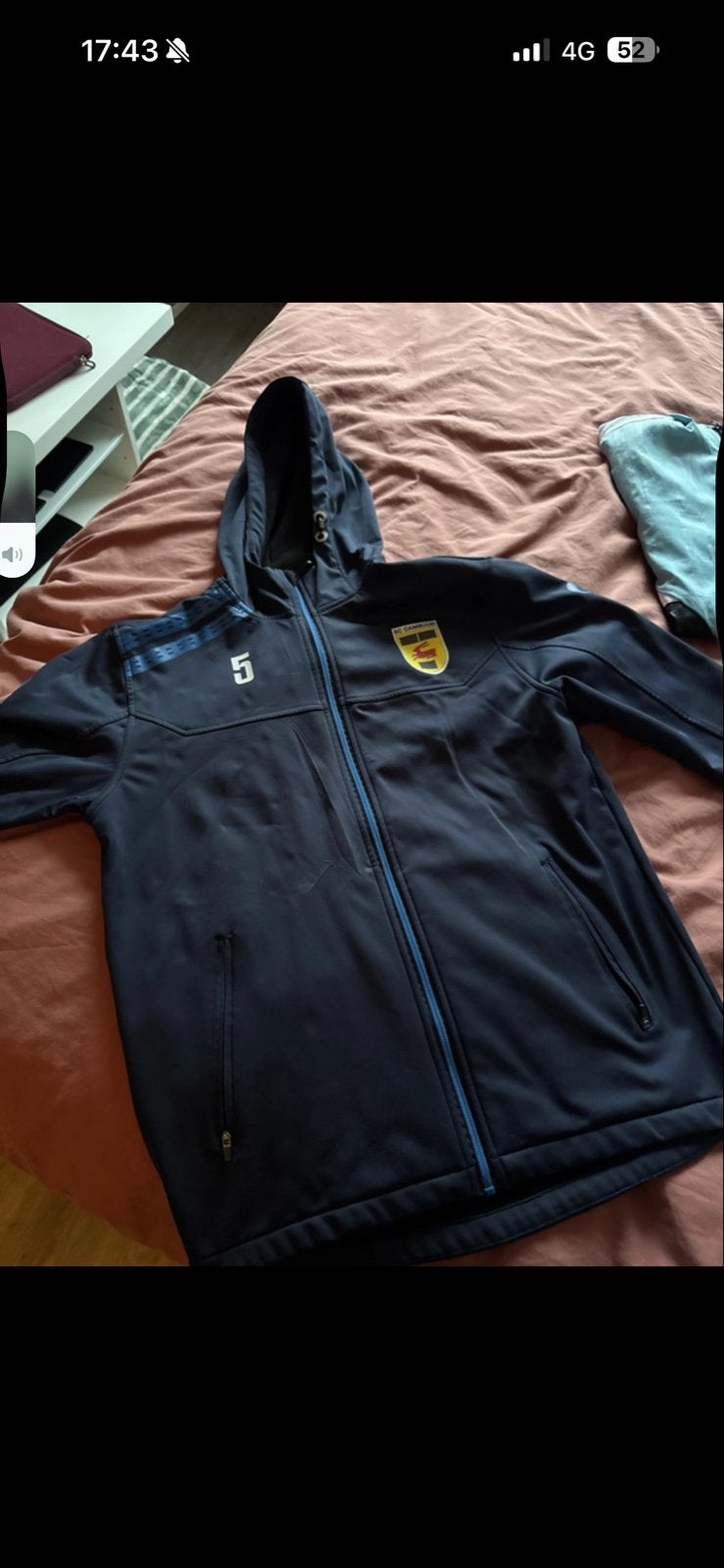 SC Cambuur Softshell Jas - Maat M, Ophalen of Verzenden, Zo goed als nieuw, Voetbal, Maat 48/50 (M)