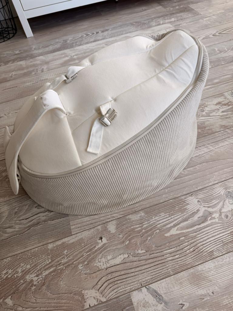 Doomoo Seat - Comfortabel en Veilig Babyzitje, Ophalen, Zo goed als nieuw