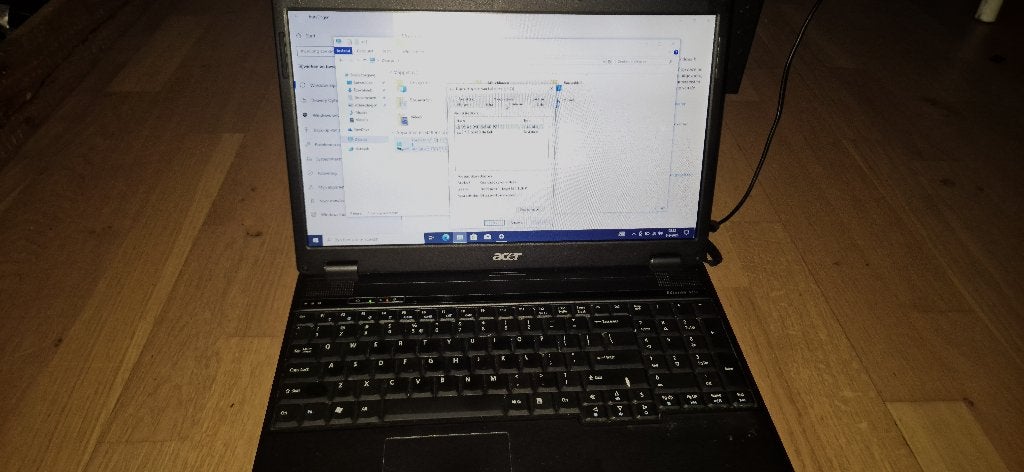 Acer Extensa 5235 laptop, Onbekend, Met videokaart, 2 tot 3 Ghz, Refurbished