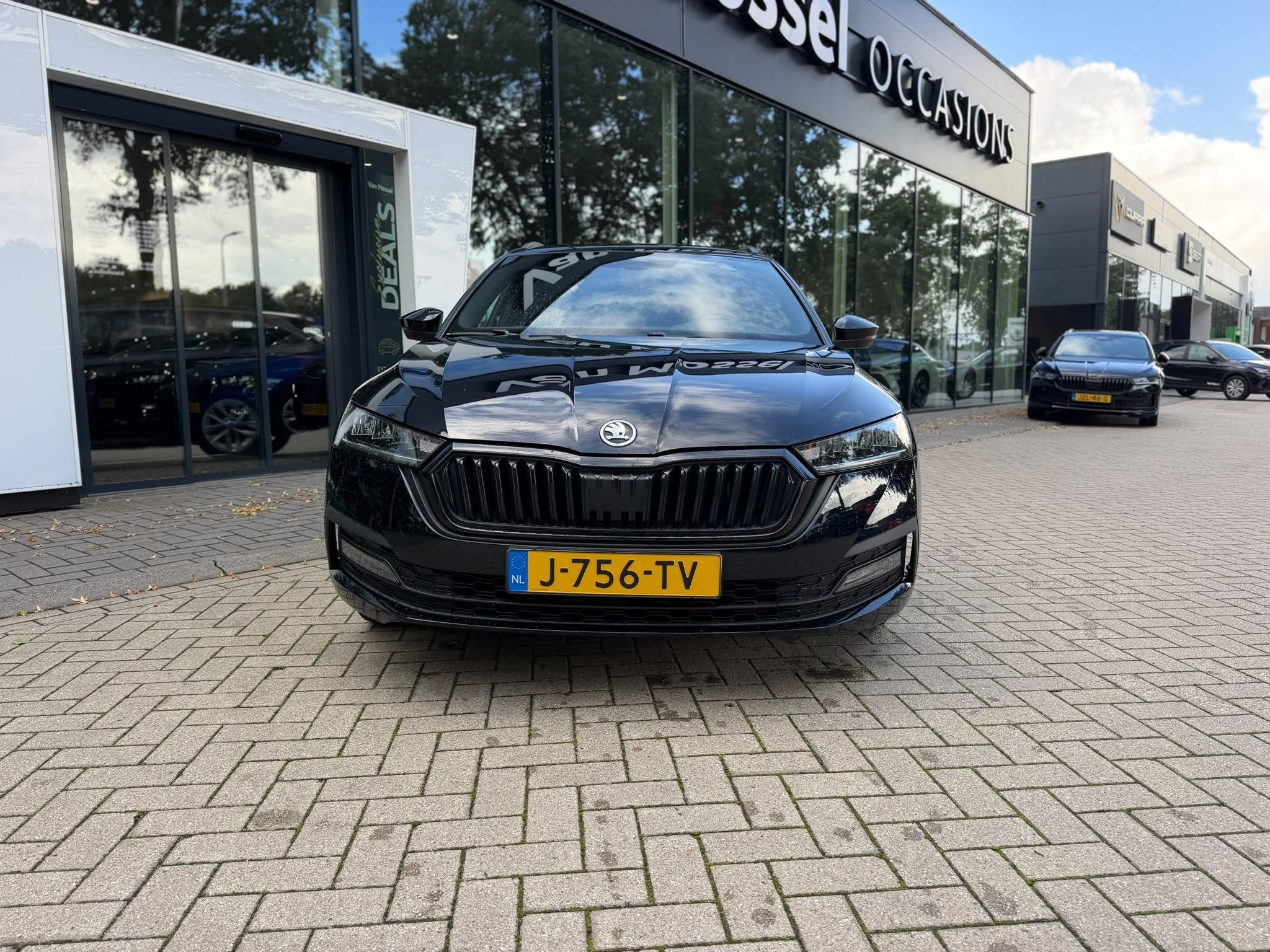 Skoda Octavia Combi 1.0 TSI Sport Business, 12 maanden, Gebruikt, Zwart, Origineel Nederlands