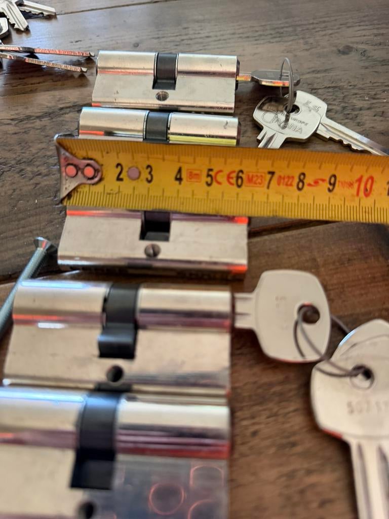 6 gelijke Cilindersloten. Ivana, Ophalen of Verzenden, Nieuw, Rvs, Slot