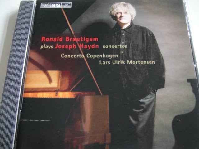 RONALD BRAUTIGAM Plays Joseph Haydn concertos CD BIS, Cd's en Dvd's, Cd's | Klassiek, Ophalen of Verzenden, Classicisme, Gebruikt