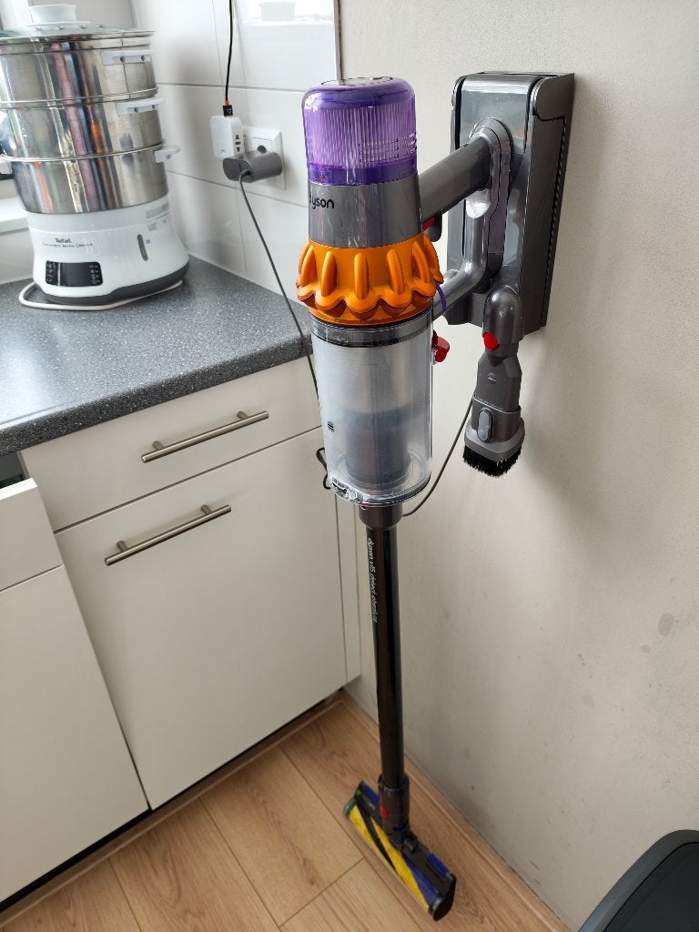 DYSON V15 Detect Absolute  21, Witgoed en Apparatuur, Stofzuigers, Ophalen, Overige merken, Overige typen, Reservoir