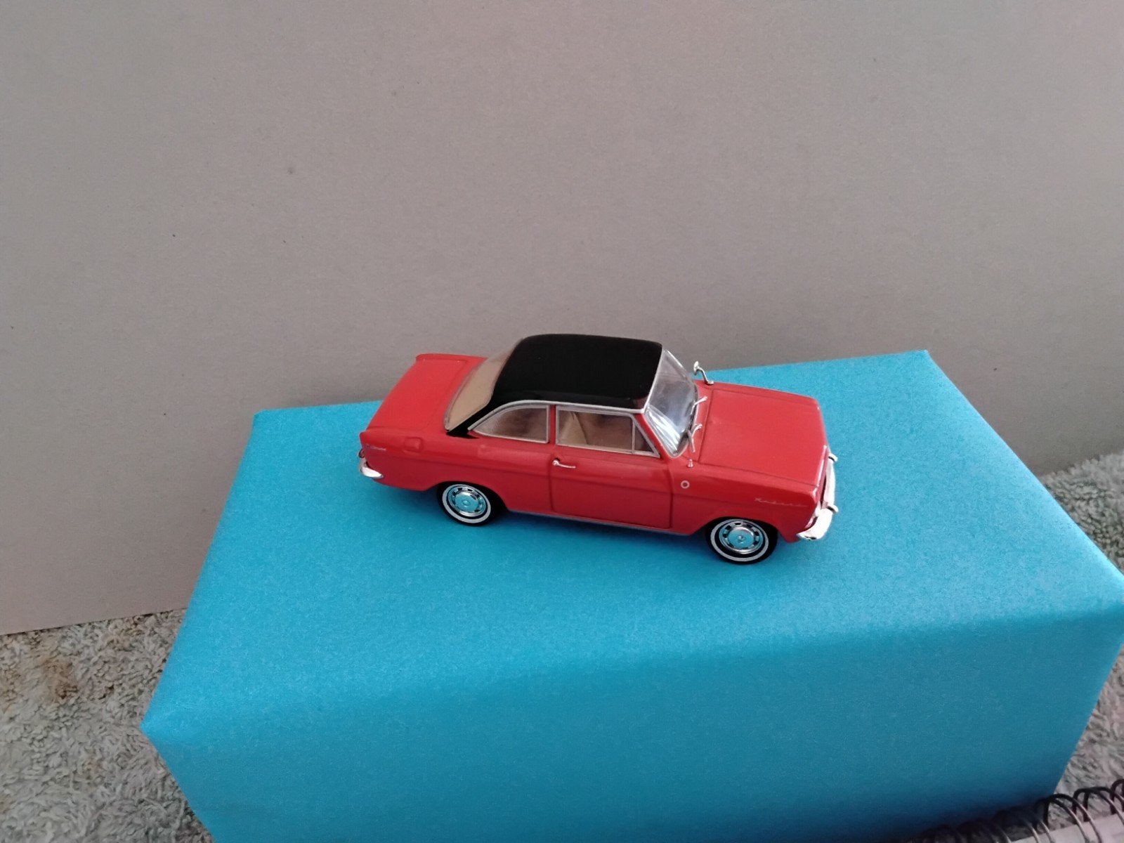 OPEL  KADET  COUPE  SCHAAL 1:43, Verzenden, Auto