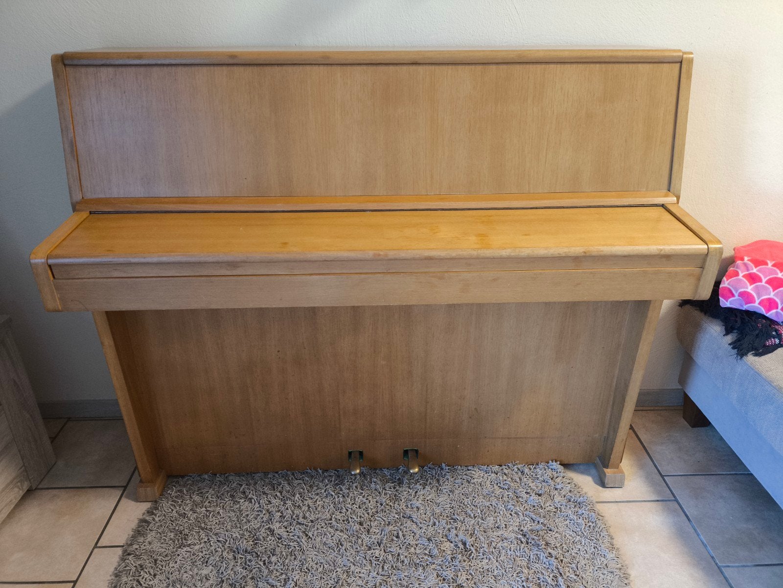 Piano Lindner, Ophalen, Gebruikt