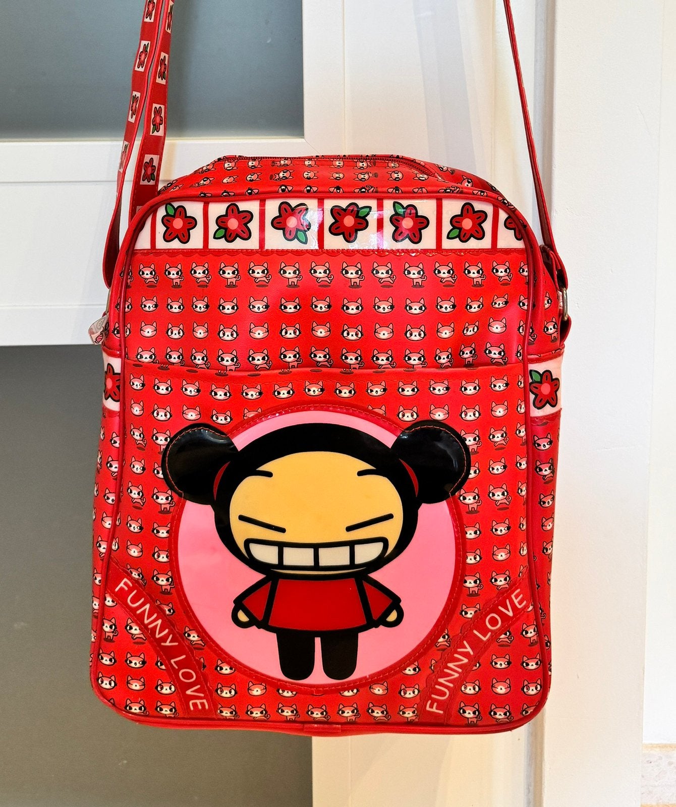 Nieuwe rode Pucca schooltas, Nieuw, Ophalen of Verzenden, Schoudertas, 30 tot 40 cm