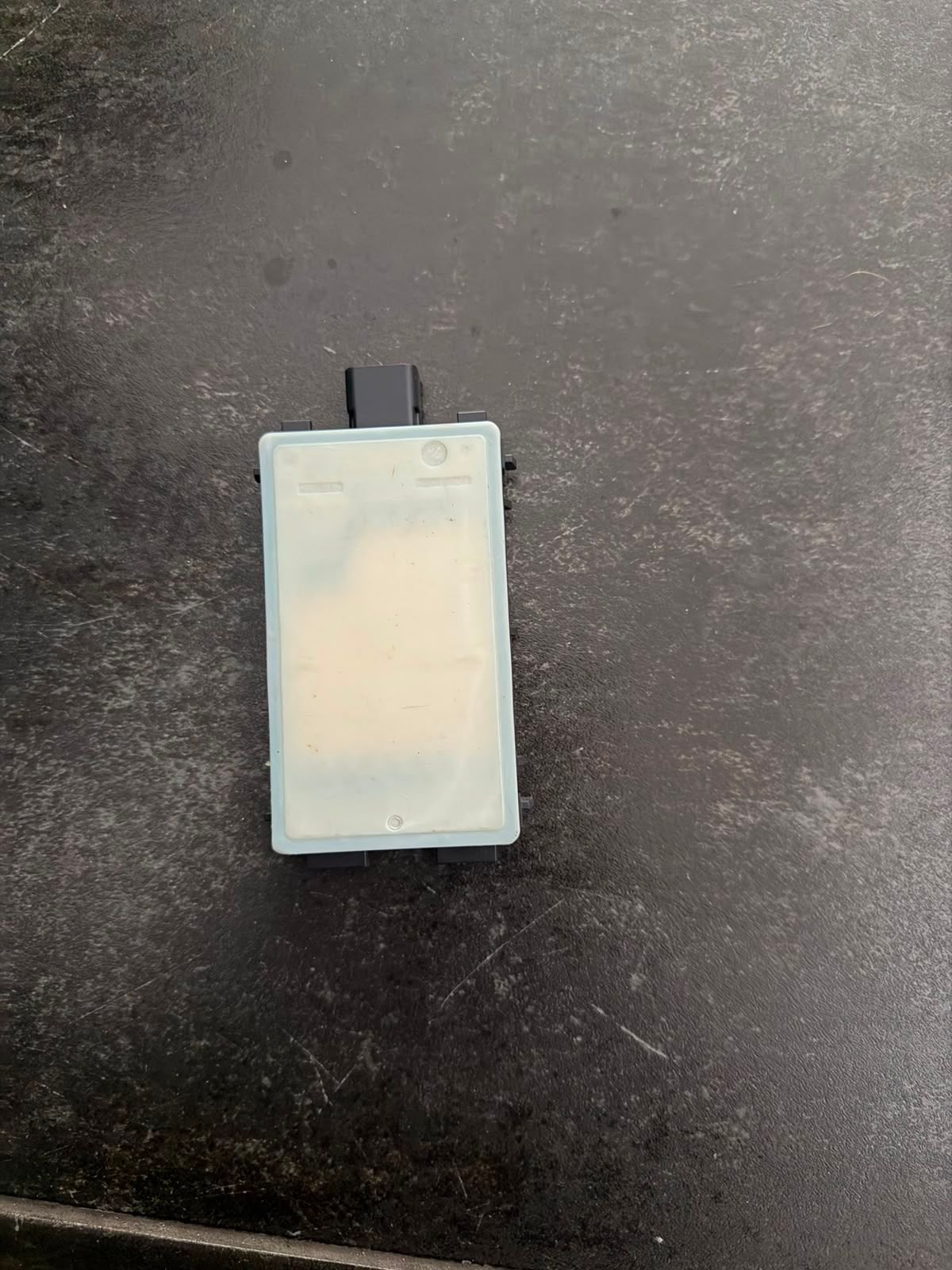 BMW 5A60304 Radarsensor nabije omgeving SRR G60 G05 U11 U06, -, -, Nieuw, Ophalen of Verzenden