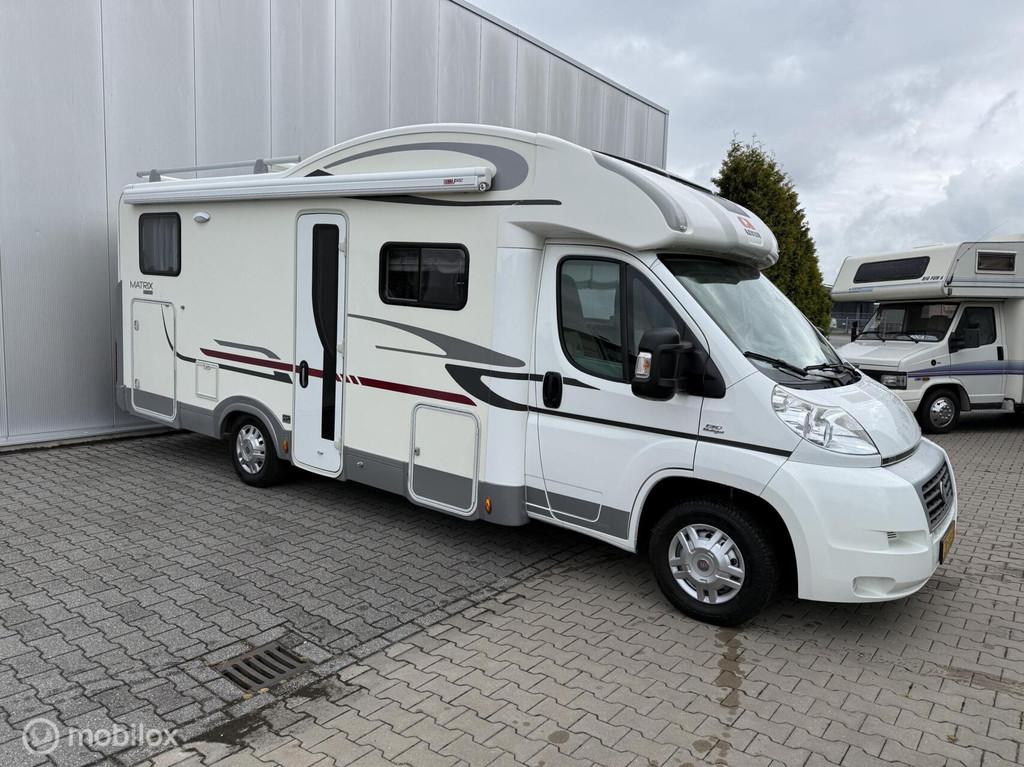 Adria MATRIX M 680SP Dakairco 6 persoons elektrisch hefbed, Caravans en Kamperen, Campers, Luifel, Bedrijf, Diesel, Tot en met 3