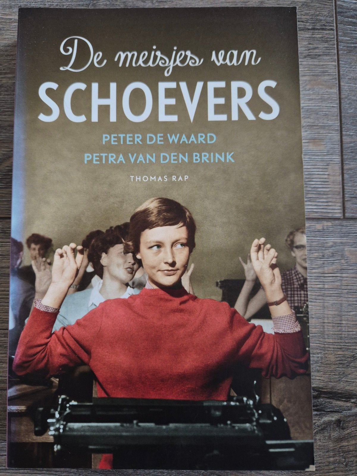 De meisjes van Schroevers, Ophalen of Verzenden, 20e eeuw of later, Zo goed als nieuw, Peter de Waard, Petra van den Brink