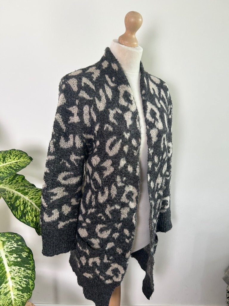 Lui-Jo maat L grijs panter vest 3556, Lui-Jo, Ophalen of Verzenden, Zo goed als nieuw, Lui-Jo