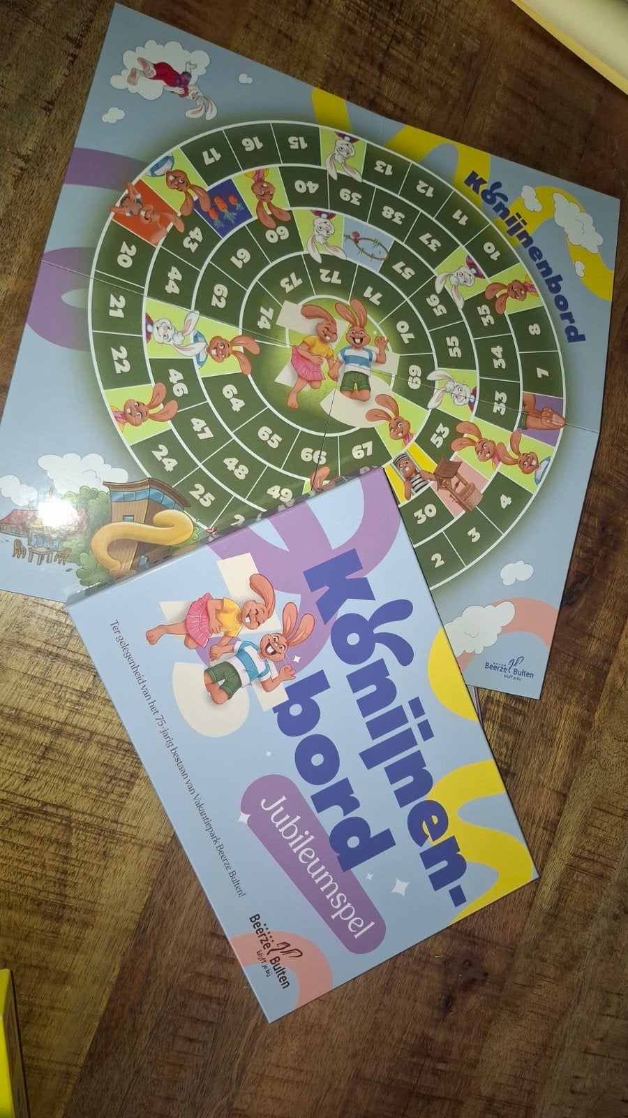 Konijnenbord Jubileumspel - Beerze Bulten, Drie of vier spelers, Ophalen of Verzenden, Zo goed als nieuw, Beerze Bulten