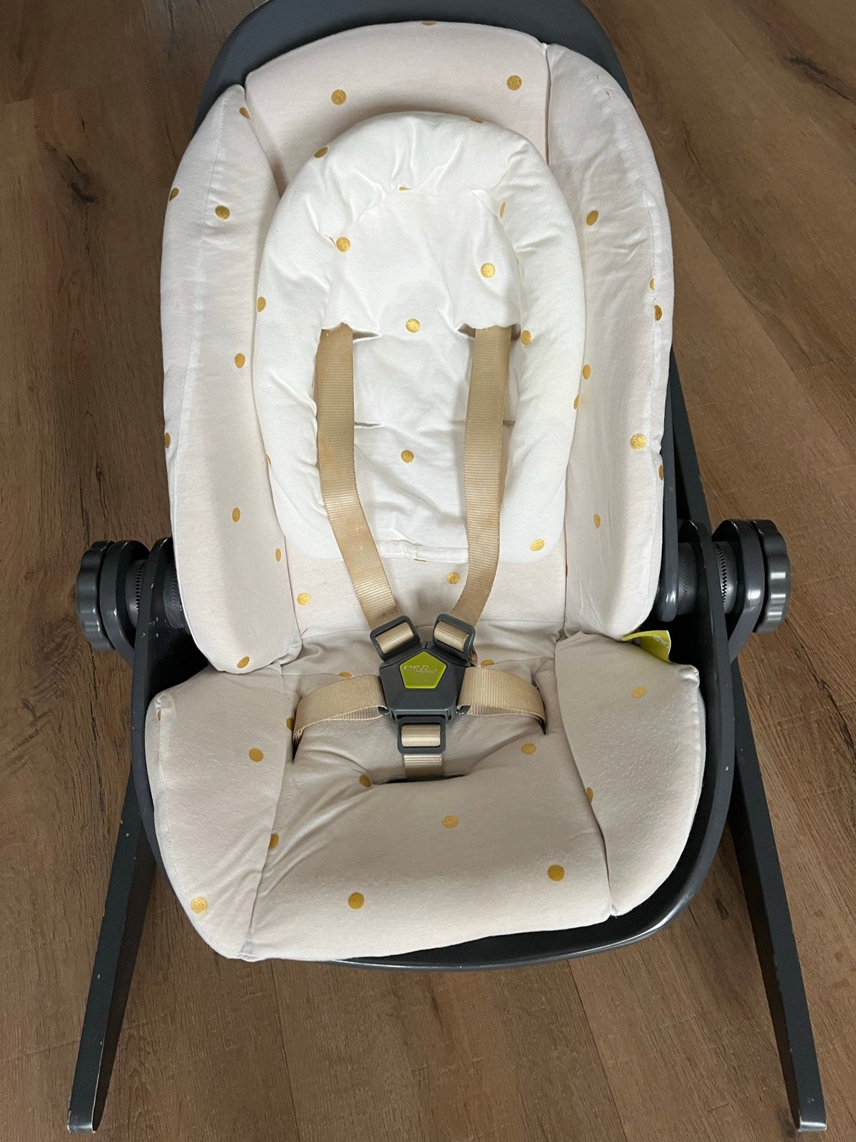 Wipstoel met gouden stippen, Kinderen en Baby's, Wipstoeltjes, Overige merken, Gebruikt, Wipstoel, Ophalen of Verzenden