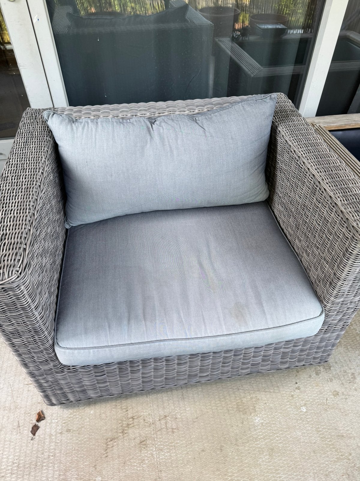 GRATIS Lounge stoel buiten met kussens zeer nette staat!, Tuin en Terras, Kunststof, Gebruikt, Stoel, Ophalen