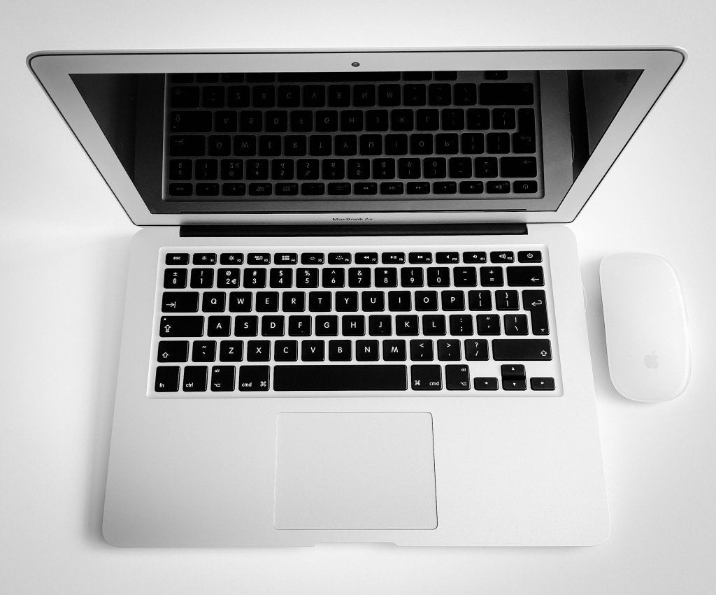 MacBook Air 13" (2018) i5 1.8Ghz 8GB 128GB Silver + Mouse 2, Ophalen, Qwerty, 8 GB, 13 inch