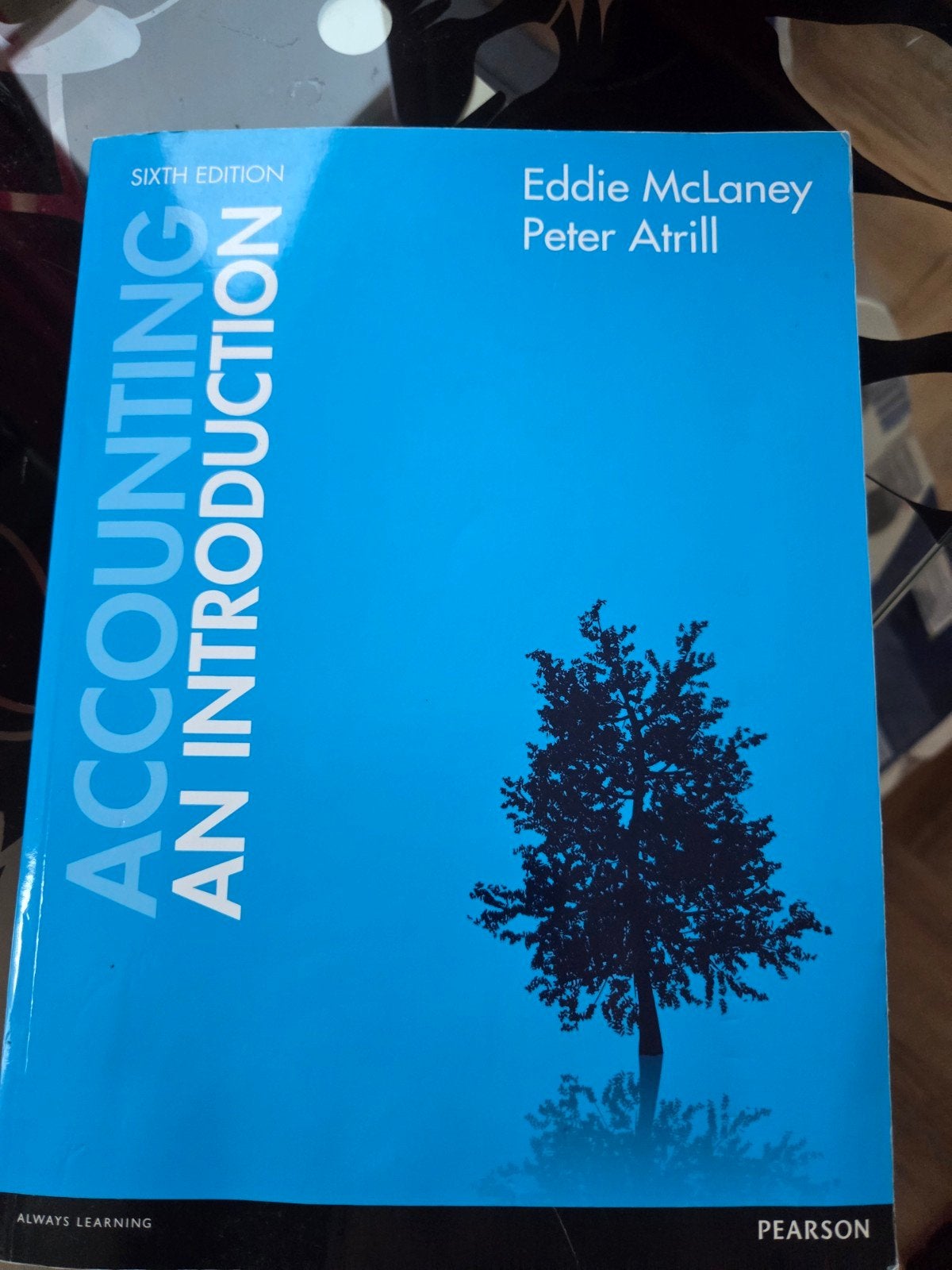 accounting, an introduction, Ophalen of Verzenden, Gelezen, Accountancy en Administratie, Mclaney