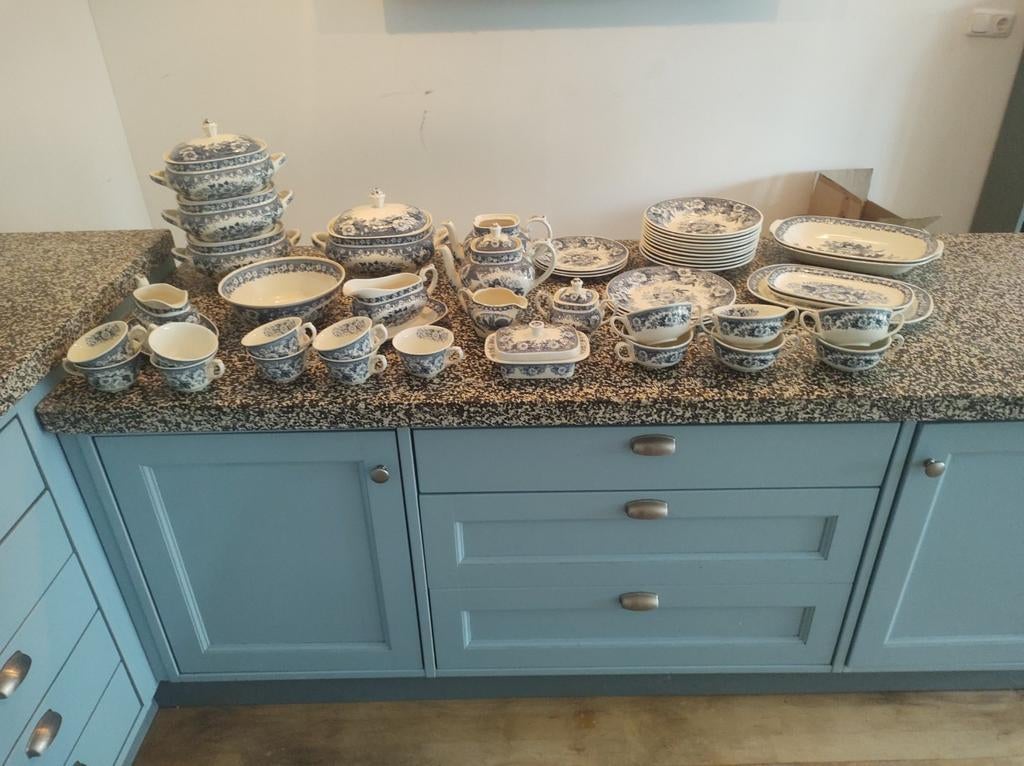 Royal Sphinx Balmoral servies, Huis en Inrichting, Keuken | Servies, Zo goed als nieuw, Compleet servies, Overige stijlen, Keramiek