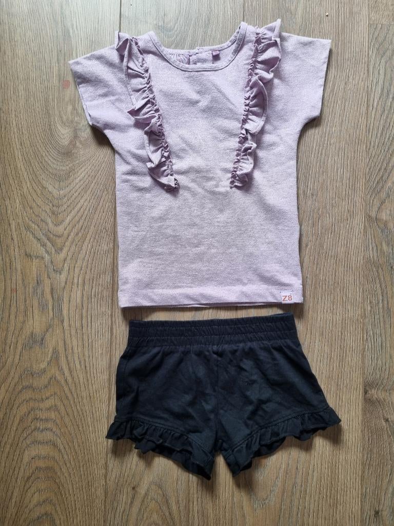 Setje korte broek en z8 tshirt met glitters. Maat 104-110, Meisje, Z8, Ophalen of Verzenden, Zo goed als nieuw