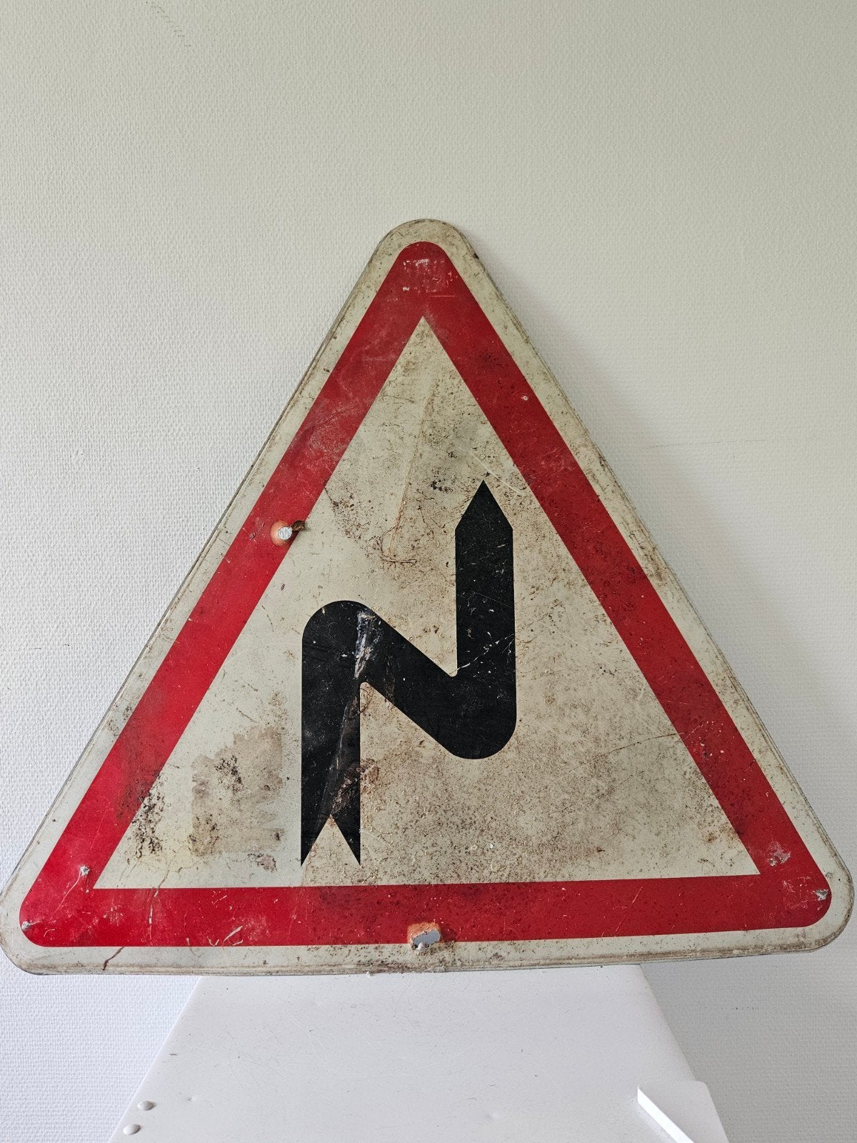 Oud verkeersbord met kogelgaten - Vintage decoratie, Ophalen of Verzenden, Gebruikt