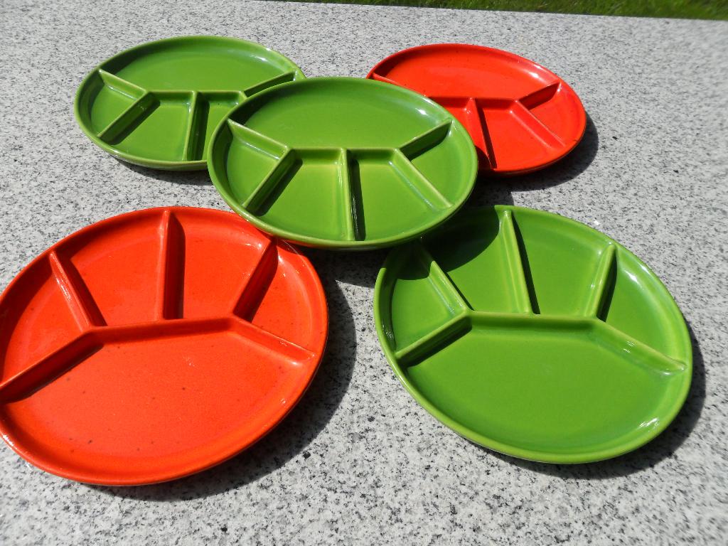vintage keramiek fondueborden , groen en oranje jaren 70, Huis en Inrichting, Keuken | Servies, Keramiek, Ophalen of Verzenden