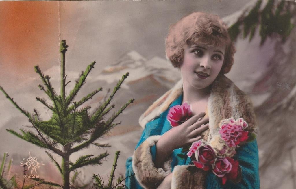 MEISJE JURK UIT 1933 ZEER MOOIE OUDE KAART KN114, Ophalen of Verzenden, 1920 tot 1940, Gelopen, Overige thema's