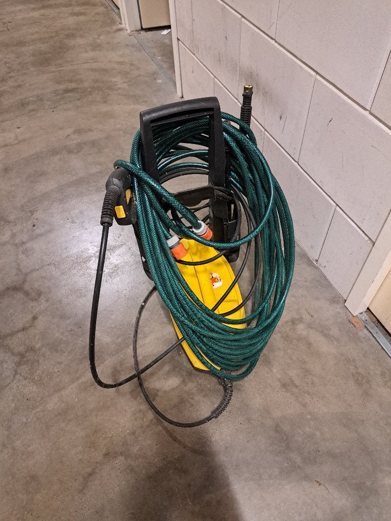 Karcher hoge druk spuit, Ophalen, Gebruikt, Kärcher, Met regelbare waterdruk