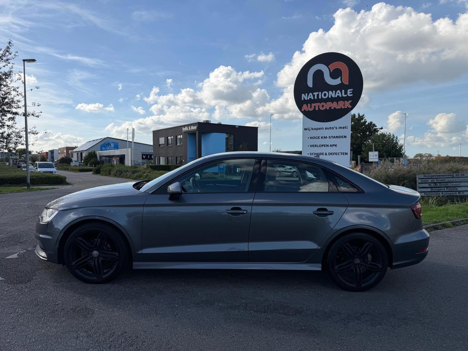 Audi A3 Limousine | 2016 | 1.6 TDI ultra Attraction Pro Line, Auto's, Voorwielaandrijving, Gebruikt, Euro 6, 4 cilinders