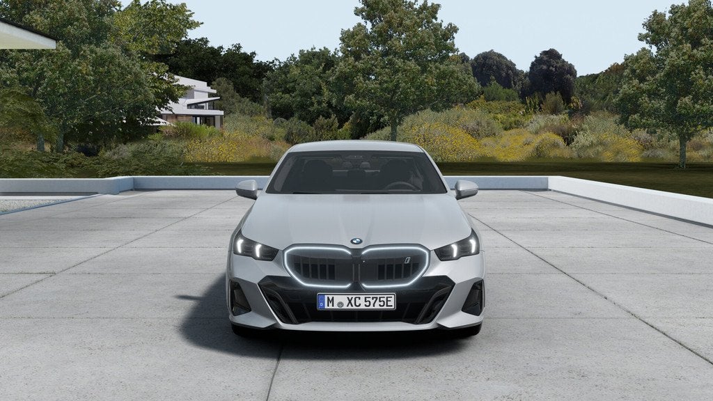BMW i5 eDrive40 M Sport / Bowers & Wilkins / Stoelventilatie, Automaat, 2095 kg, Achterwielaandrijving, Zwart