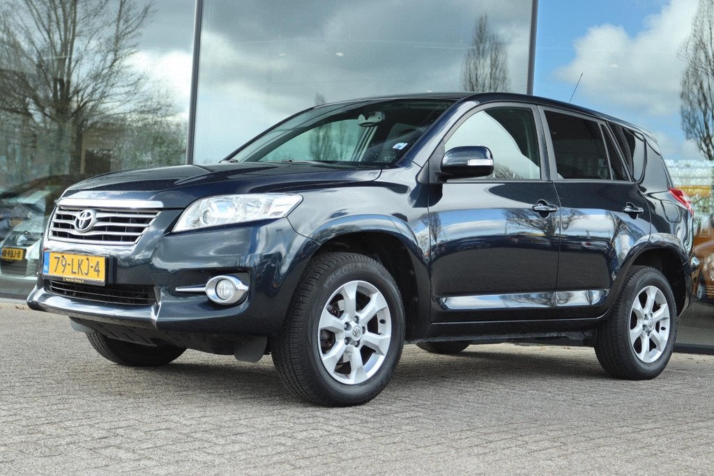 TOYOTA RAV4 2.0 VVTi DYNAMIC 2WD | NAVI | CLIMATE | CRUISE |, Auto's, Toyota, Voorwielaandrijving, Euro 5, Stof, Gebruikt