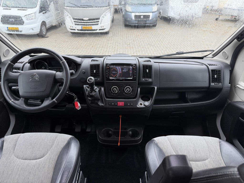 Adria Matrix Axess 670 SL Dakairco Elektrische fietsendrager, Bedrijf, Adria, Boiler, L-zit