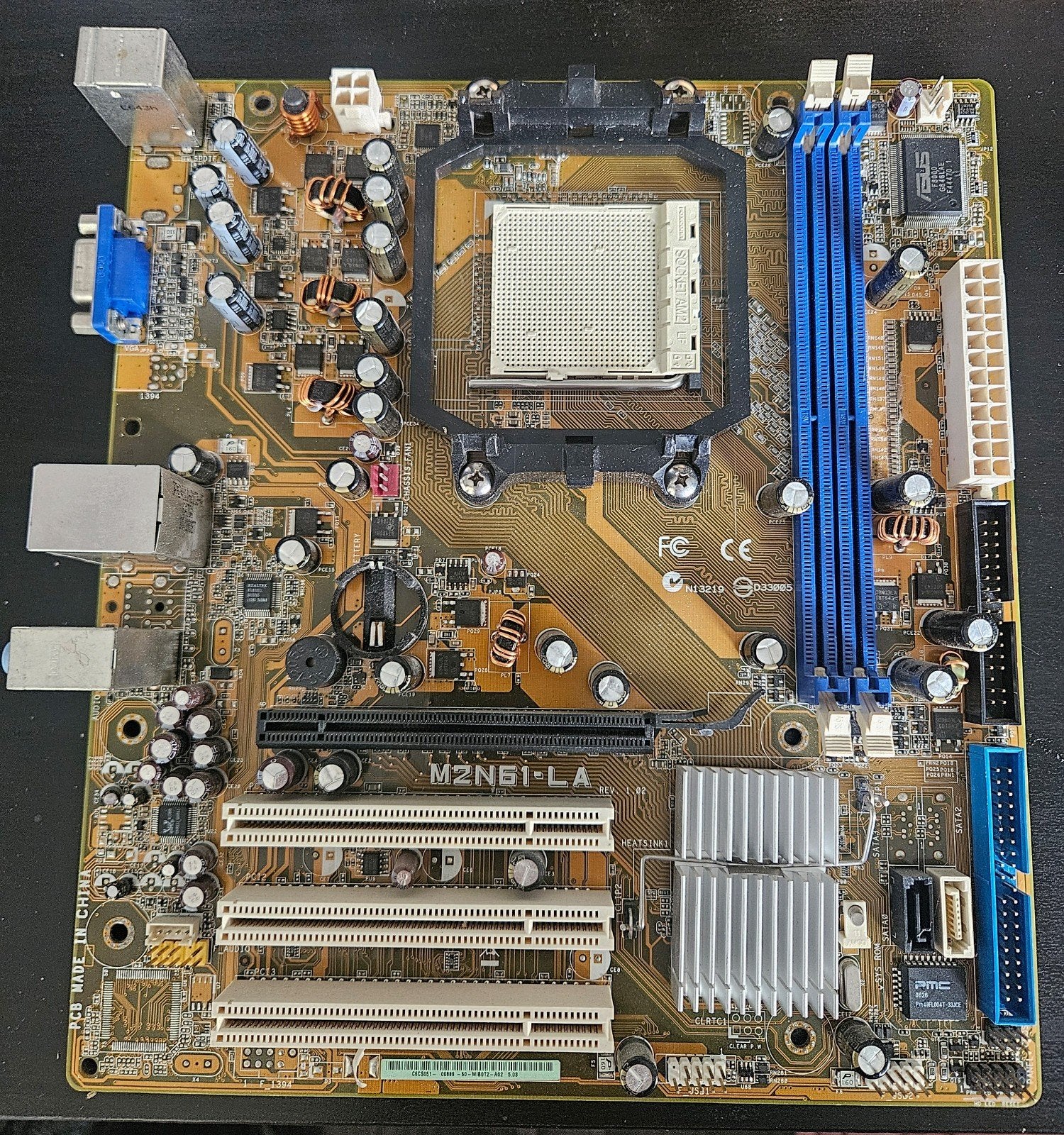 ASUS M2N61-LA Socket AM2 DDR2 moederbord – ongetest, Computers en Software, Ophalen of Verzenden, DDR2, Socket AM2