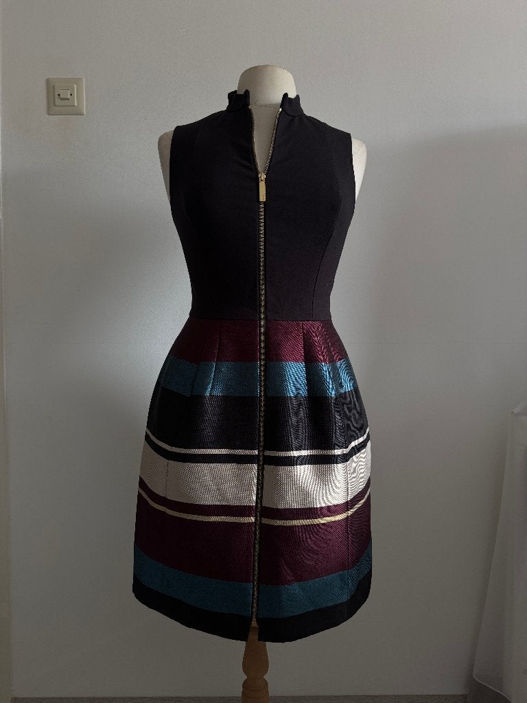 Ted Baker jurk maat 38 met ritsdetail, Maat 38/40 (M), Meerkleurig, Ophalen of Verzenden, Zo goed als nieuw