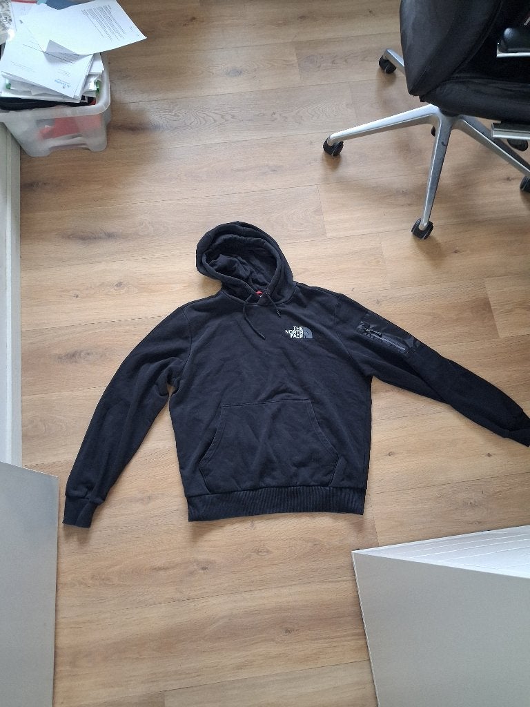 The North Face Zwarte Hoodie Maat L - Comfortabel & Stijlvol, Maat 52/54 (L), Zwart, Ophalen of Verzenden, Gedragen
