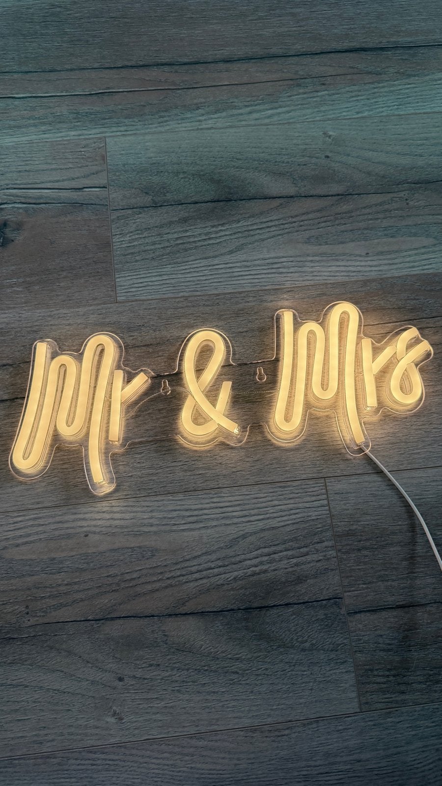 Mr & Mrs Neon LED Licht en Houten Kaarthouders, Ophalen, Kunststof, Zo goed als nieuw, Modern