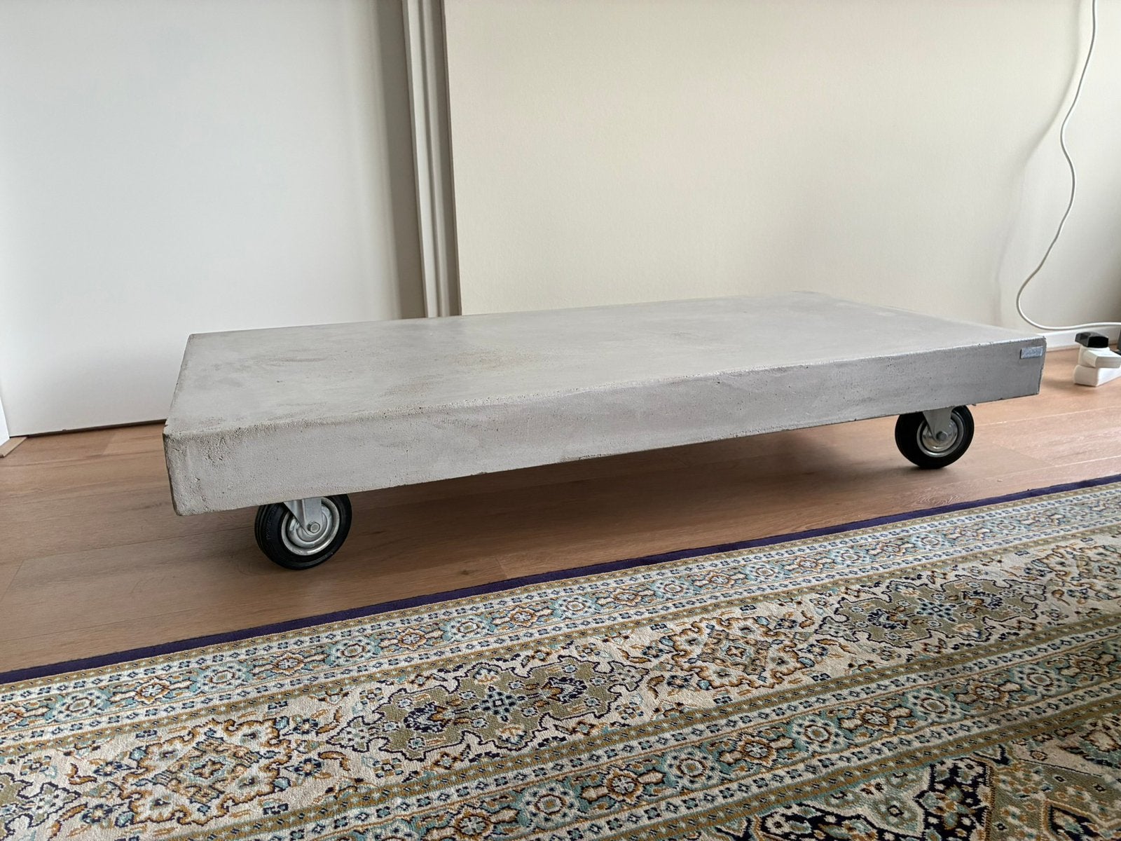 Salontafel/tv-tafel betonlook, Huis en Inrichting, Ophalen, Gebruikt, 100 tot 150 cm, 50 tot 100 cm