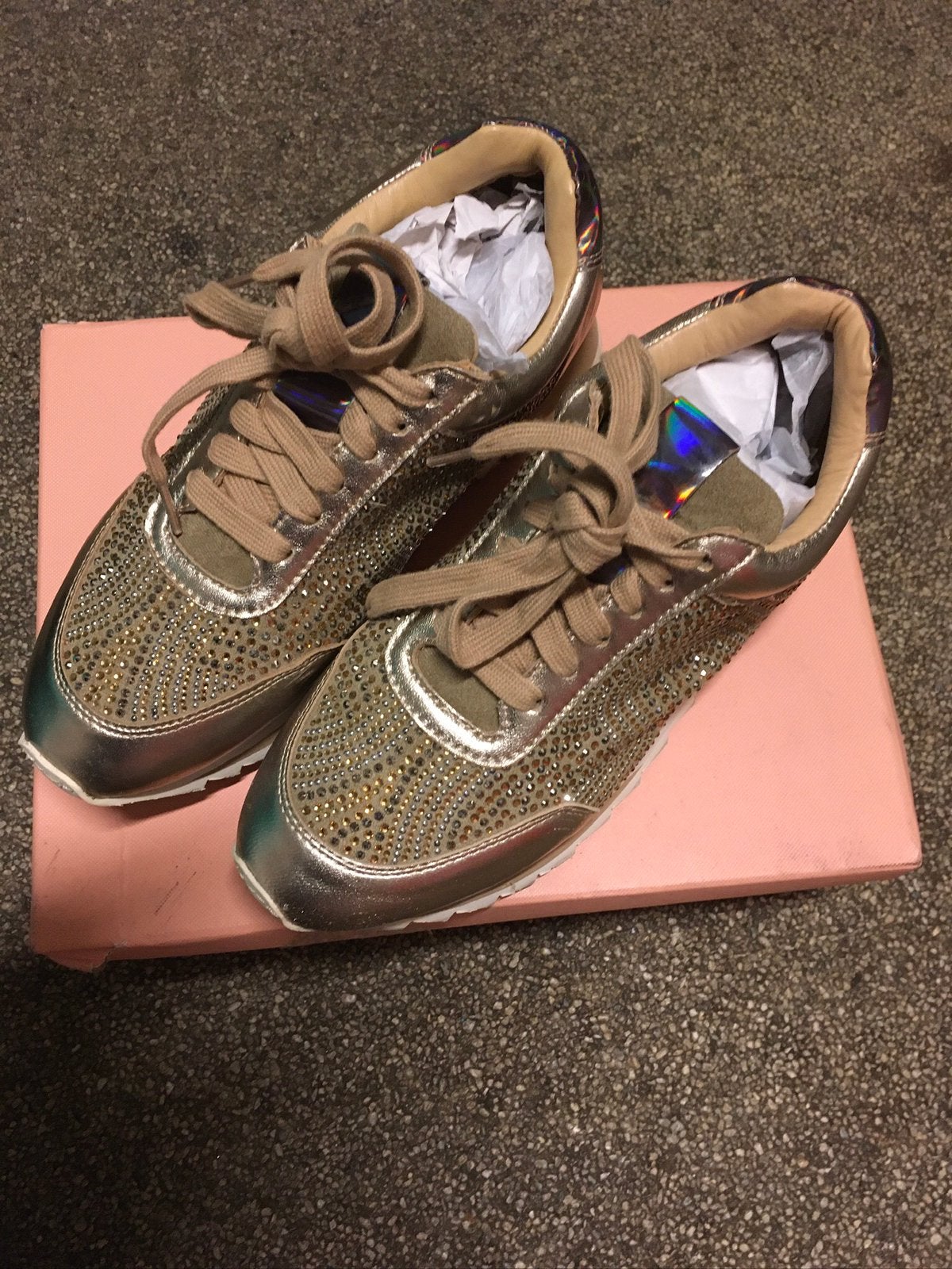Te koop nieuwe sneakers van Alma en Pena maat 37, Kleding | Dames, Schoenen, Overige kleuren, Nieuw, Ophalen of Verzenden, Sneakers of Gympen