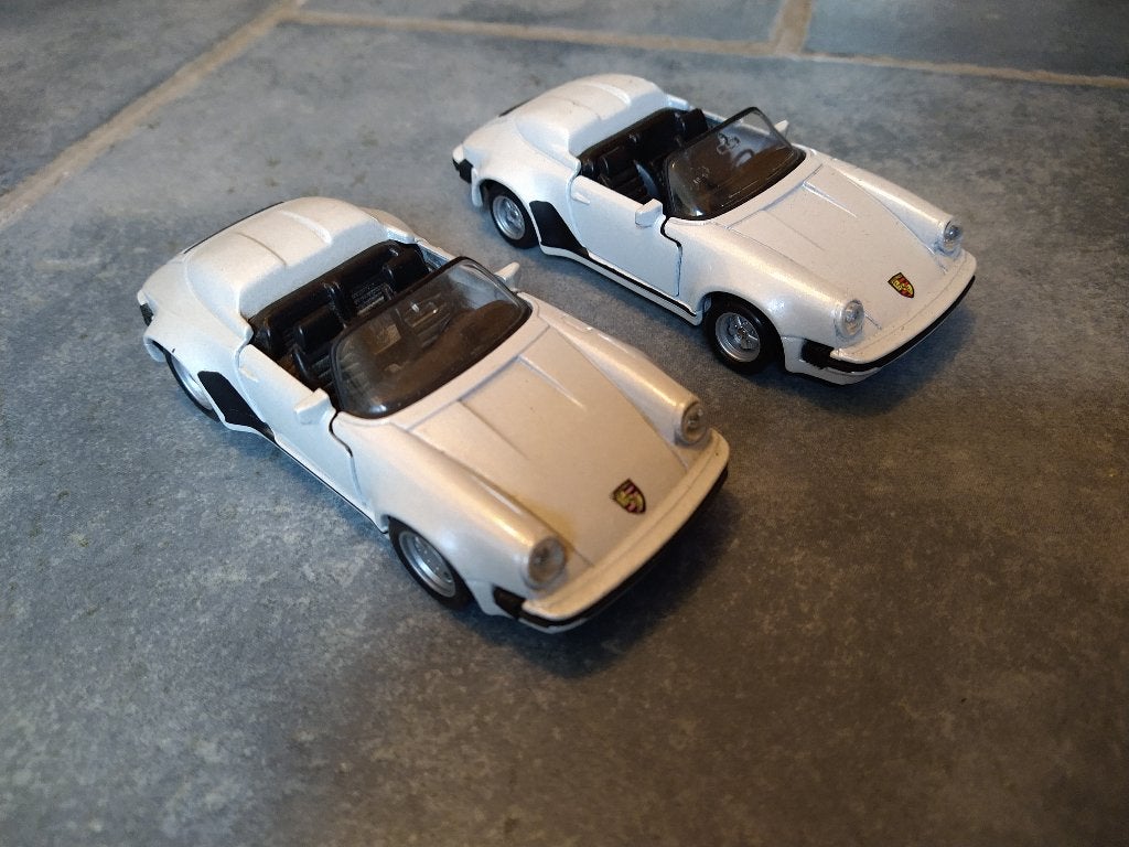 Porsche 911 Speedster 1:36 Maisto, Hobby en Vrije tijd, Modelauto's | 1:43, Ophalen of Verzenden, Zo goed als nieuw, Auto, Overige merken