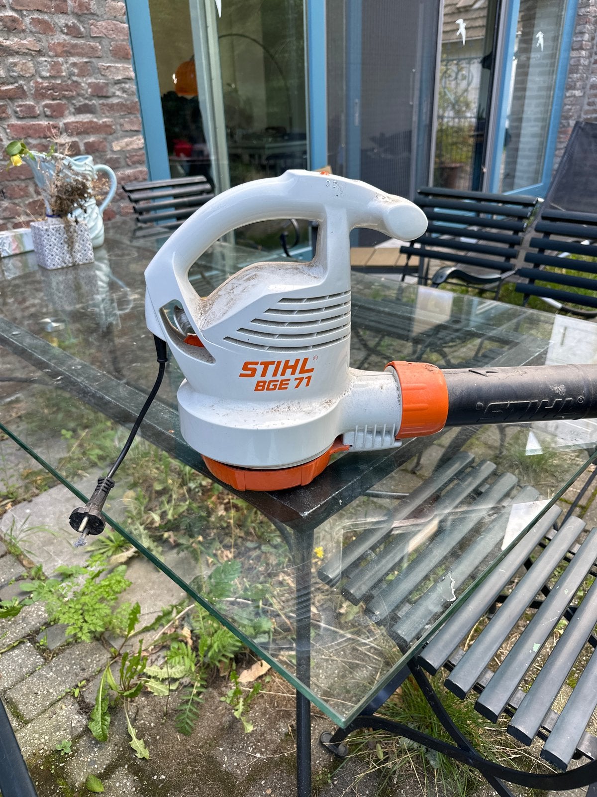 Stihl BGE 71 elektrische bladblazer, Tuin en Terras, Ophalen, Gebruikt, Elektrisch, Handgedragen