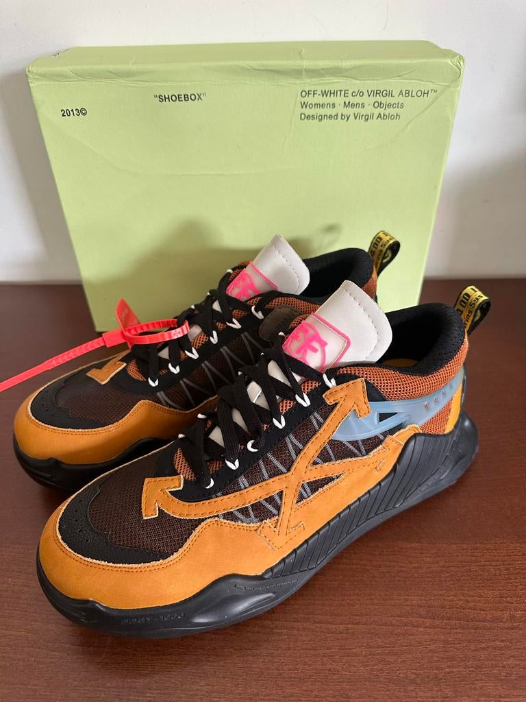 Off-White c/o Virgil Abloh Sneakers - Nieuw in doos, Kleding | Dames, Schoenen, Nieuw, Sneakers of Gympen, Bruin, Ophalen of Verzenden