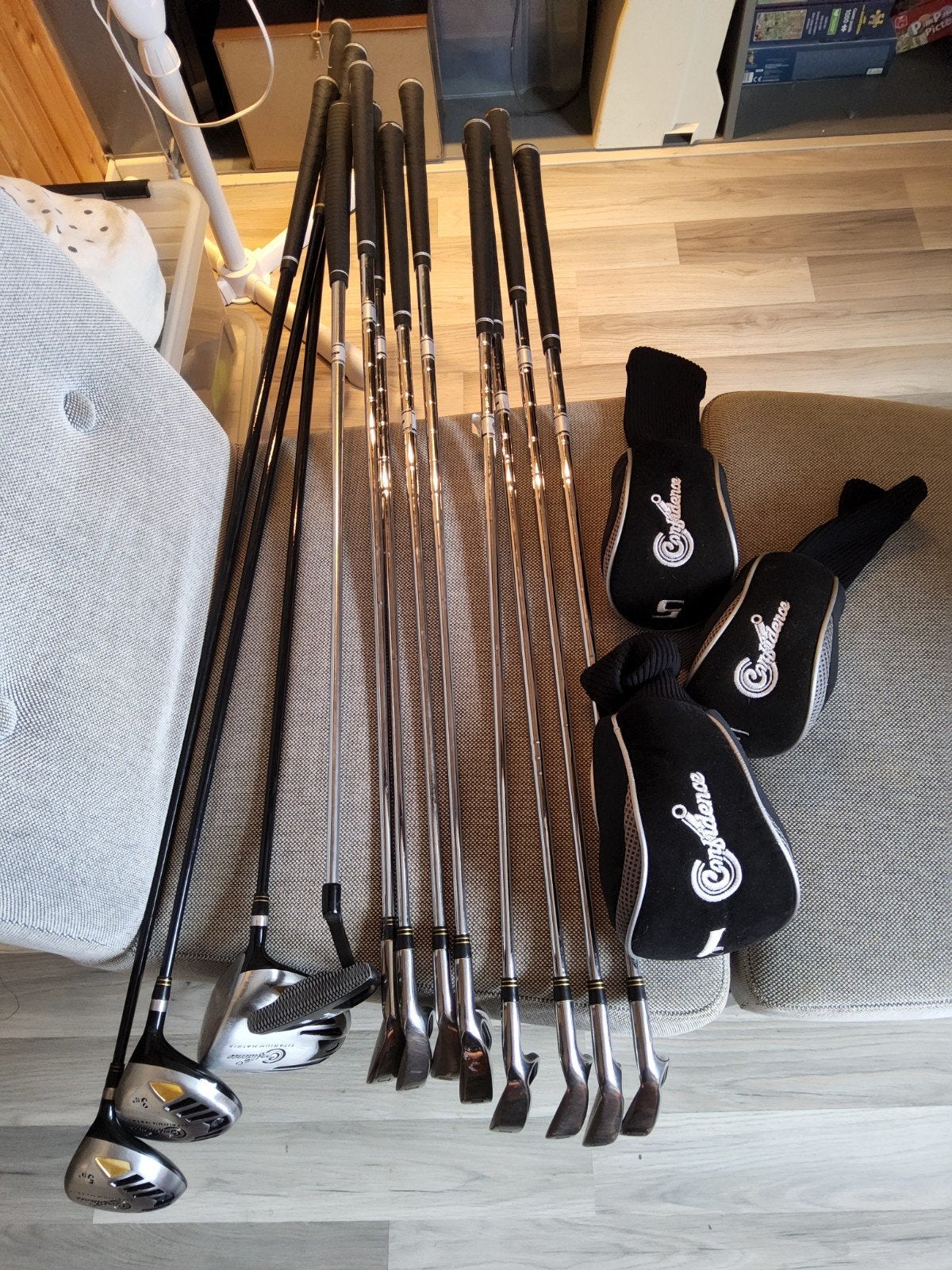 Rechtshandige golfset met trolley - Ideaal voor beginners, Sport en Fitness, Golf, Ophalen, Gebruikt, Set, Overige merken