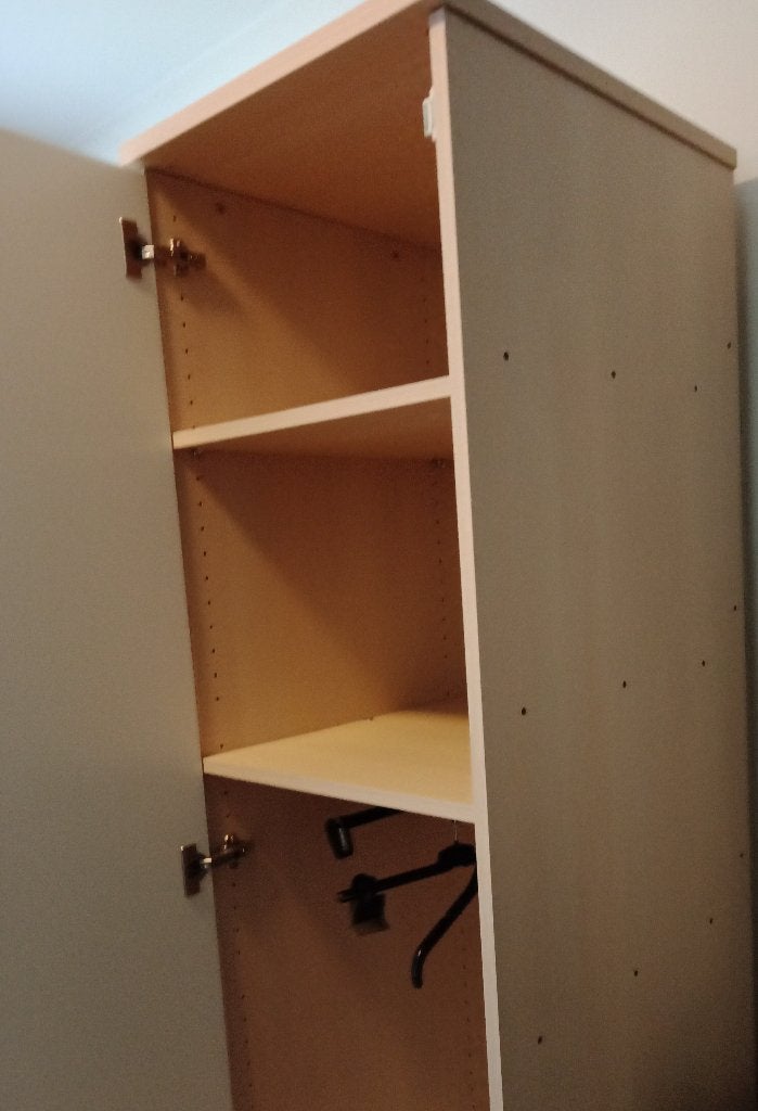 Kledingkast, Vroomshoop meubelen type Linea, Ophalen, Met deur(en), Gebruikt, 100 tot 150 cm