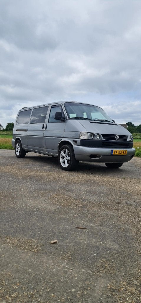Volkswagen Transporter Caravelle L2H1 2.5 TDI 75KW DC 1998, Voorwielaandrijving, Volkswagen, Particulier, Blauw
