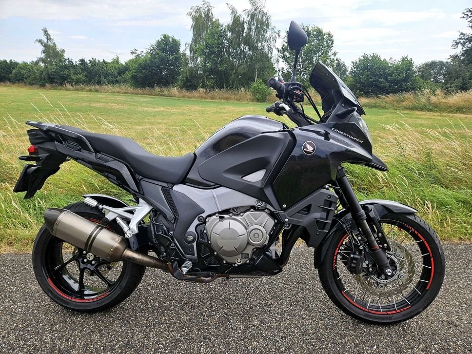 HONDA VFR1200 X ABS CROSSTOURER 2012 COMPLEET GETUNED ZWART, HONDA, 4 cilinders, Motorrijbewijs A, Onbekend
