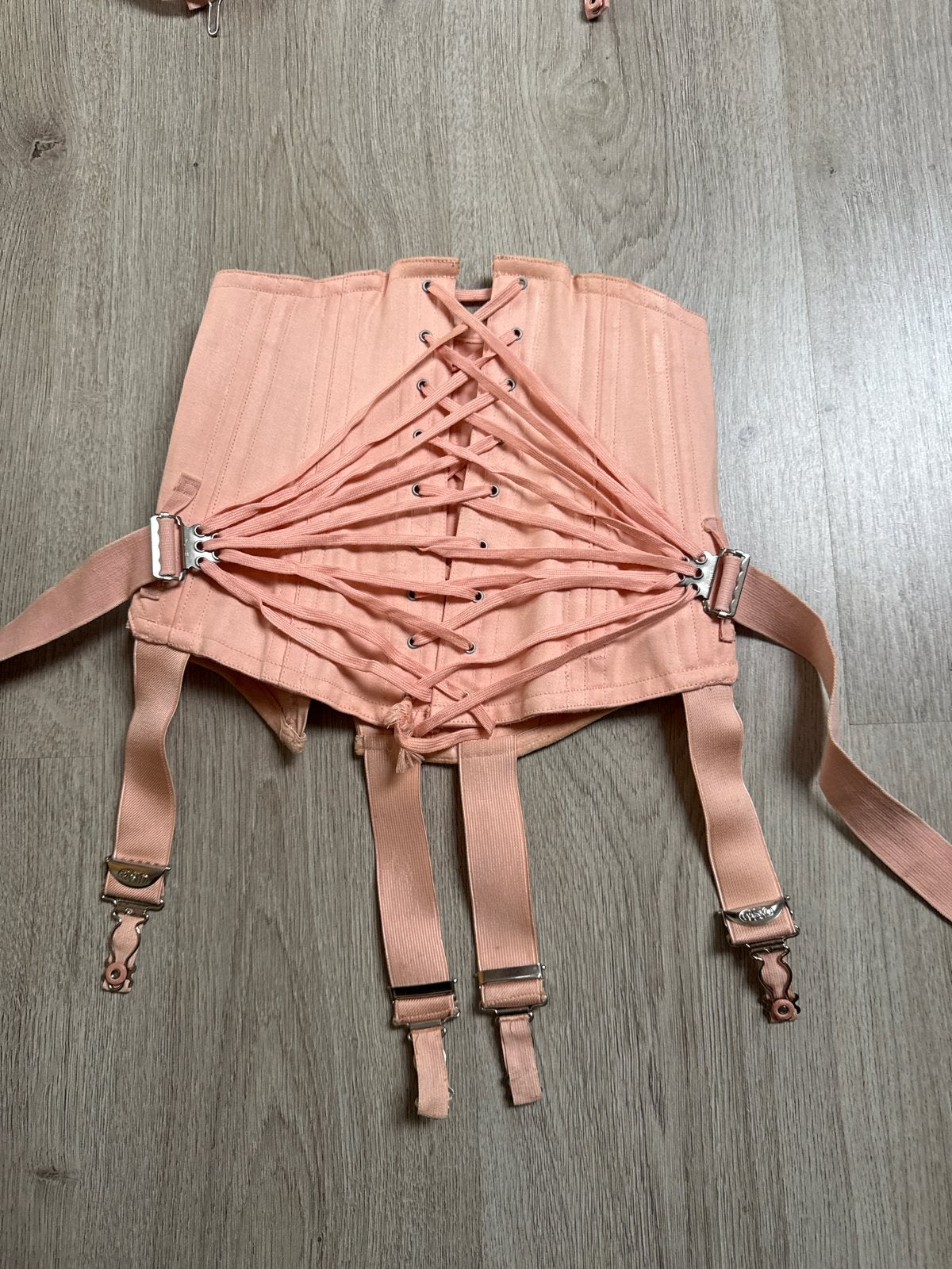 Vintage Roze Camp Korset met Jarretels, Kleding | Dames, Ophalen of Verzenden, Roze, Body of Korset