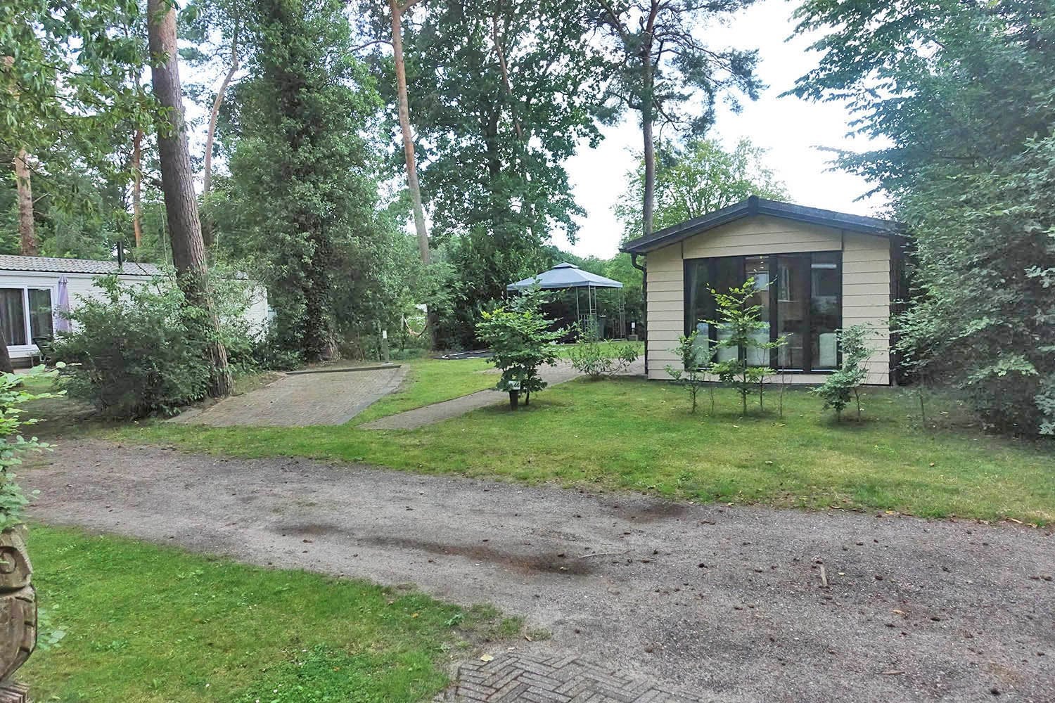 Te koop zes persoons chalet op 5* camping krieghuusbelten, Tot en met 6