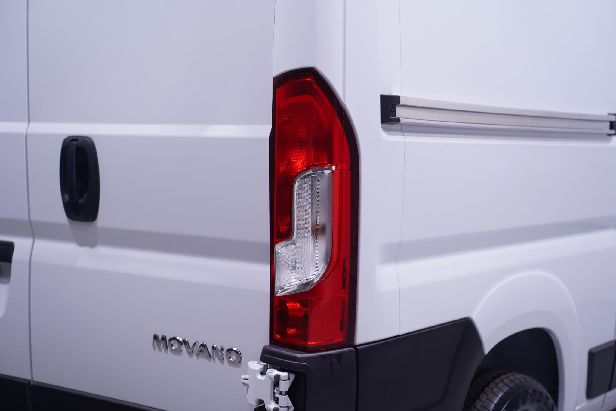 Foto 11 van Opel Movano 2.2D 140 pk L2H2 White&Black Edition Navi 18" LM