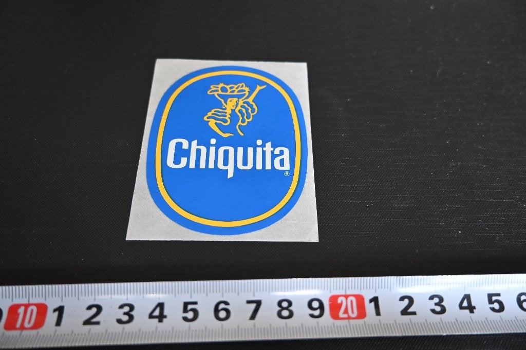 sticker CHIQUITA logo banaan bananen, Ophalen, Zo goed als nieuw