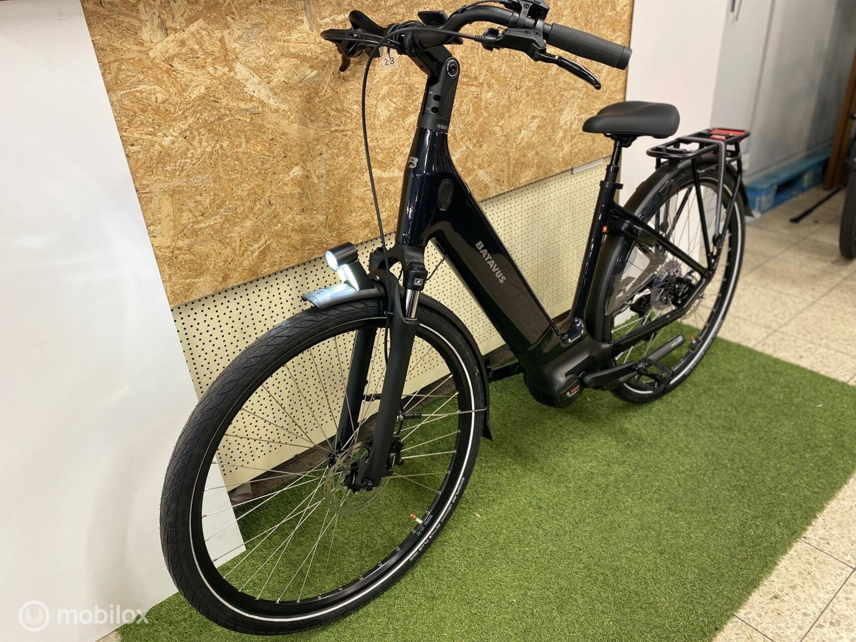 Foto 4 van BATAVUS FINEZ PT E-GO POWER SPORT BOSCH 750WH 48 CM NIEUW